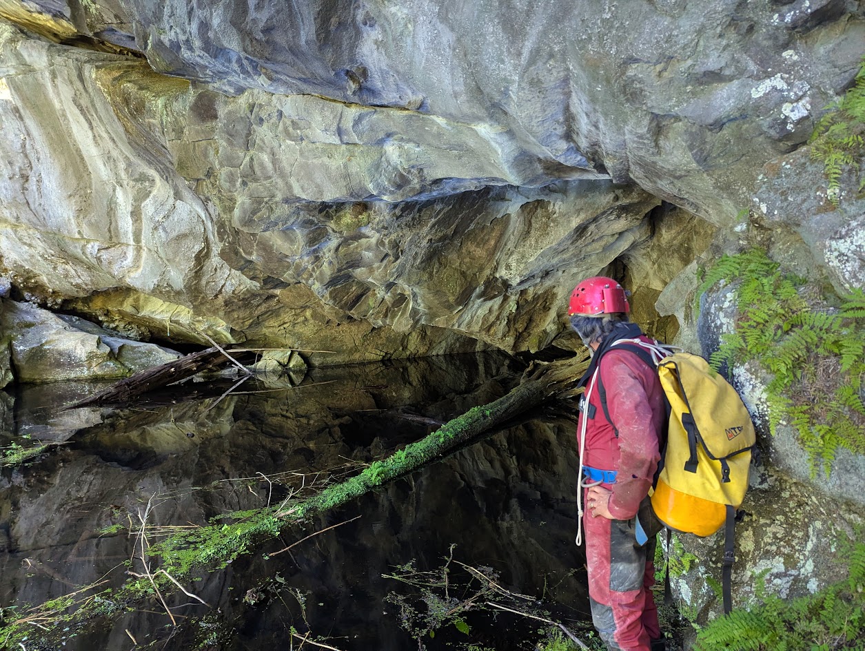 Marie-Claude McDuff Grotte Nids-de-Corbeaux